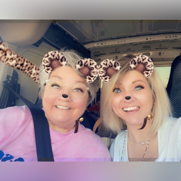 Meet your Posher, Mandy - Picture 15 of 17